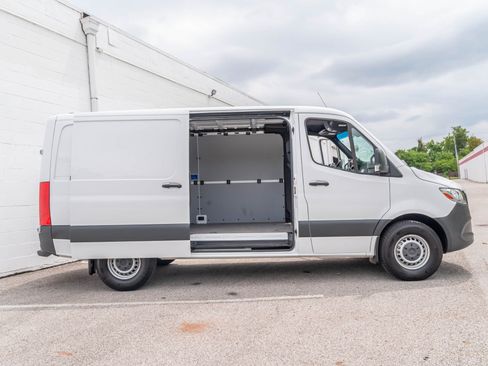 Used 2021 Mercedes-Benz Sprinter 2500 w/ Driver Convenience Package image 52