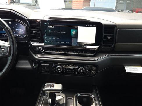 Used 2023 Chevrolet Silverado 1500 ZR2 w/ Technology Package image 13