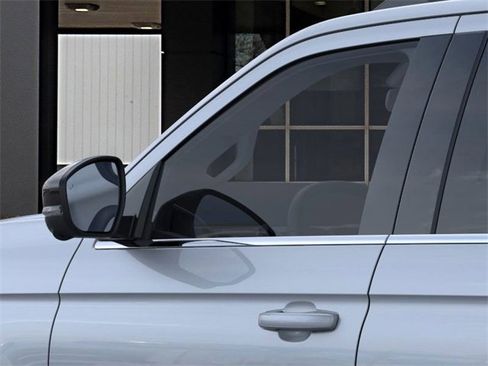 New 2025 Ford Expedition Platinum w/ Platinum Ultimate Package image 20