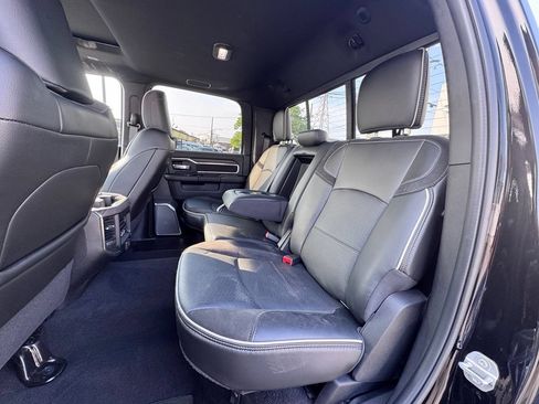 Used 2025 RAM 2500 Laramie AWD/4WD image 16