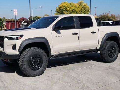 New 2026 Chevrolet Colorado ZR2 w/ ZR2 Bison Edition image 41