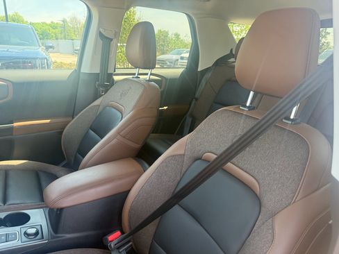 Used 2025 Ford Bronco Sport Outer Banks w/ Outer Banks Tech Package+ AWD/4WD image 15