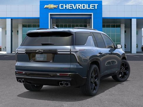 New 2026 Chevrolet Traverse RS w/ LPO, Floor Liner Package FWD image 4