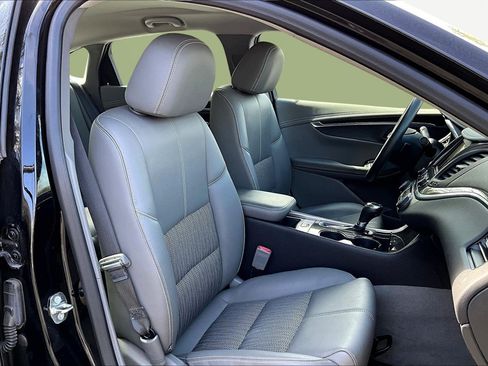 Used 2018 Chevrolet Impala LS FWD image 28