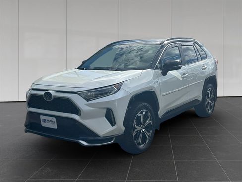 Used 2021 Toyota RAV4 XSE w/ Weather Package image 1