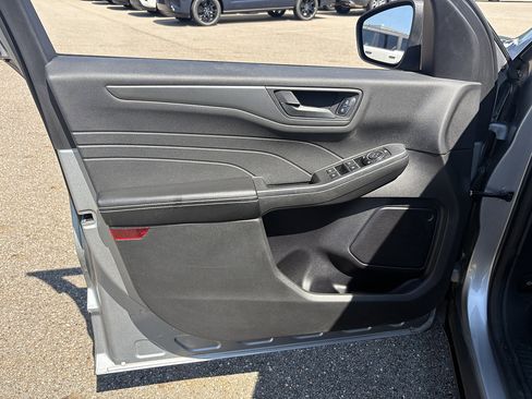 Used 2024 Ford Escape Active AWD/4WD image 28