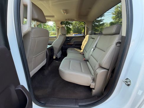 Used 2016 GMC Sierra 2500 SLT w/ Duramax Plus Package AWD/4WD image 17