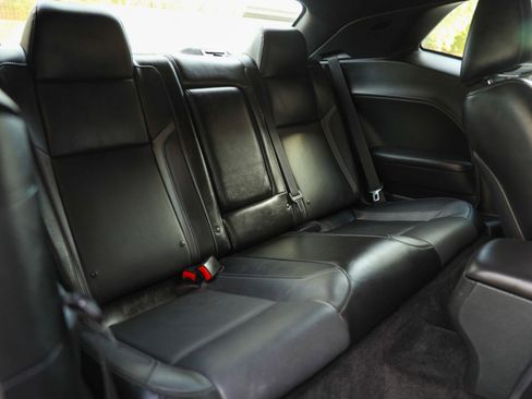 Used 2018 Dodge Challenger R/T Plus image 18