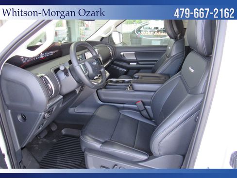 New 2026 Ford Expedition Platinum image 25