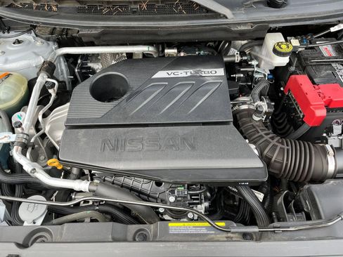 Used 2025 Nissan Rogue SV image 35