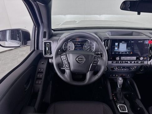 New 2026 Nissan Frontier SV w/ SV Convenience Package AWD/4WD image 18