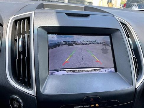 Used 2020 Ford Edge SEL FWD image 13