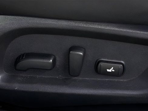 Used 2019 INFINITI Q60 3.0t Luxe w/ Essential Package image 21