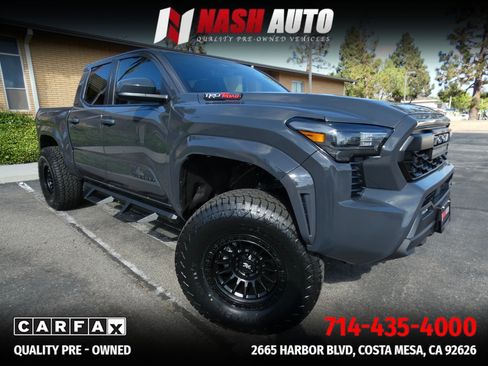 Used 2026 Toyota Tacoma SR5 AWD/4WD image 5