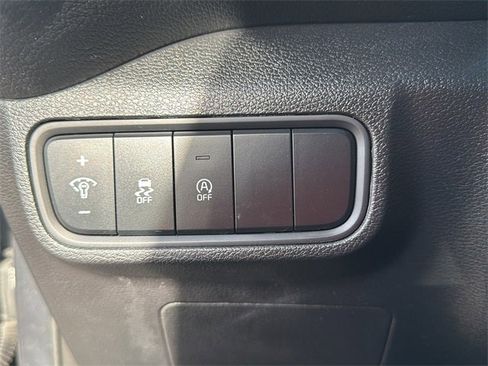 Used 2023 Kia Soul LX w/ Option Group 015 image 19