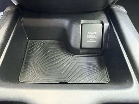Used 2018 Honda CR-V LX image 30