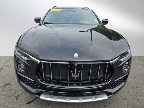 Used 2020 Maserati Levante S GranLusso image 8