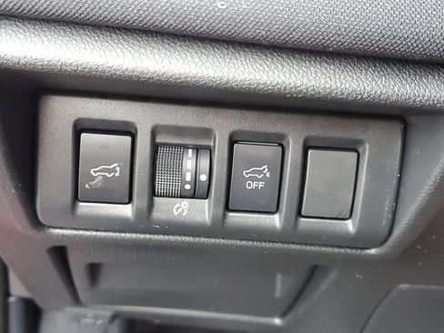 Certified 2025 Subaru Outback Premium w/ Popular Package #1A AWD/4WD image 20