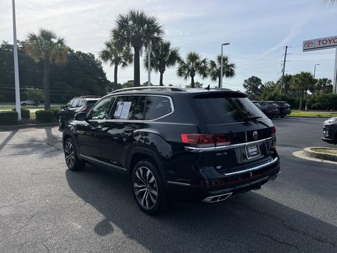 Used 2022 Volkswagen Atlas SEL Premium AWD/4WD image 8