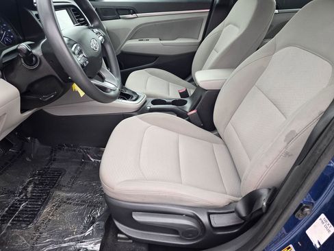 Used 2020 Hyundai Elantra SEL FWD image 9