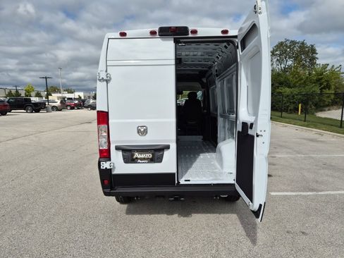 New 2026 RAM ProMaster 2500 w/ Convenience Group image 10