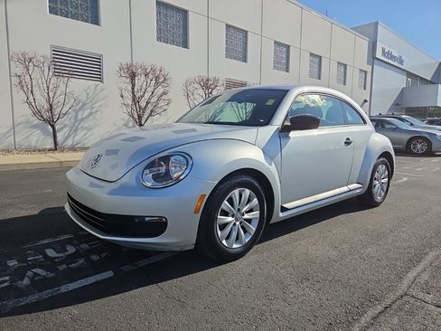 Used 2016 Volkswagen Beetle 1.8T S image 5