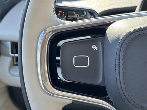 New 2025 Lincoln Navigator L Reserve image 24