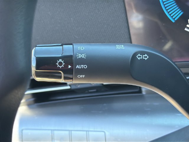 Used 2027 Hyundai Kona SE FWD image 30