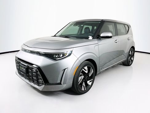 Used 2023 Kia Soul GT-Line w/ GT-Line Technology Package image 3