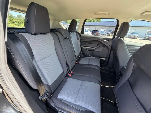 Used 2018 Ford Escape SE AWD/4WD image 16