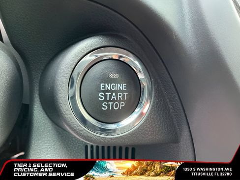 Used 2025 Subaru Forester Touring w/ Popular Package - Touring AWD/4WD image 34