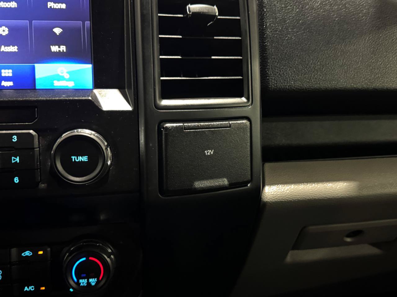 Used 2019 Ford F150 XL w/ Equipment Group 101A Mid RWD image 29