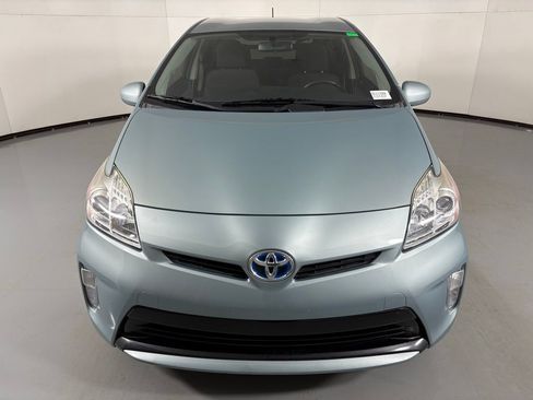 Used 2015 Toyota Prius Two image 3