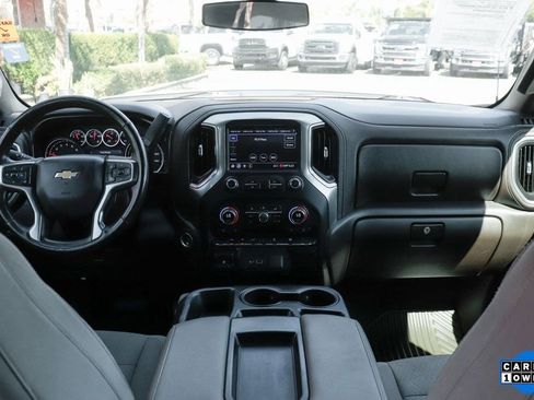 Used 2020 Chevrolet Silverado 1500 LT w/ Convenience Package AWD/4WD image 26