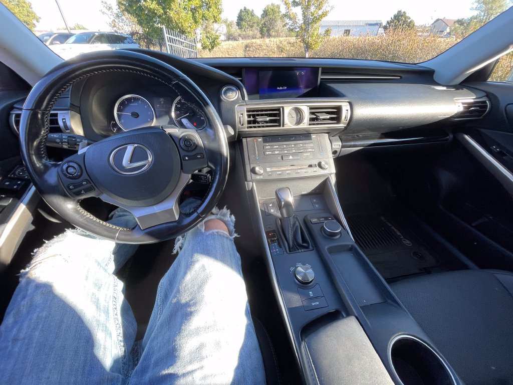 Used 2016 Lexus IS 300 AWD w/ Premium Package image 4