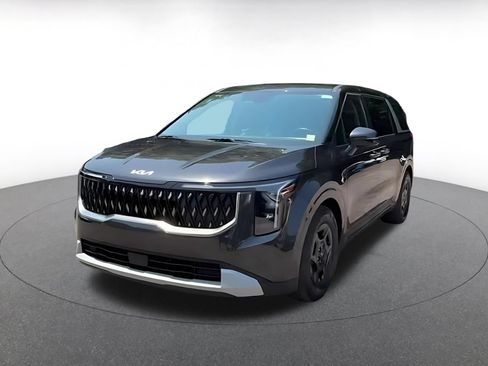 Used 2026 Kia Carnival FWD image 7