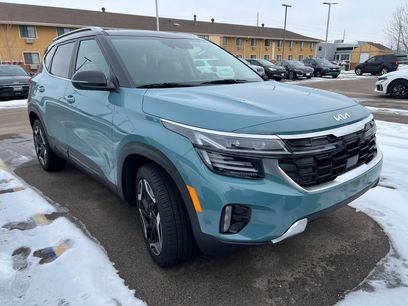 Used 2025 Kia Seltos SX