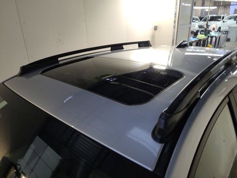 Used 2025 Subaru Crosstrek 2.0i Premium image 12