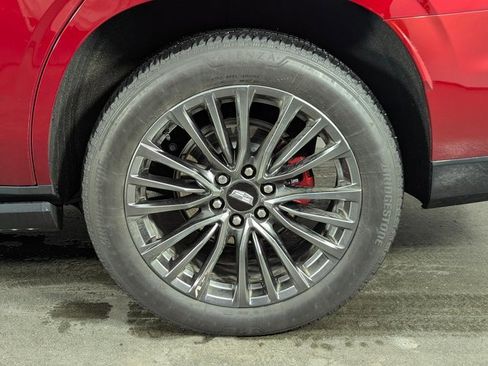 Used 2024 Cadillac Escalade V image 11