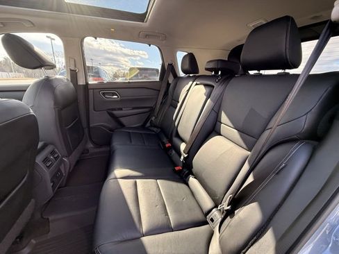 Certified 2021 Nissan Rogue SL w/ Premium Package image 18