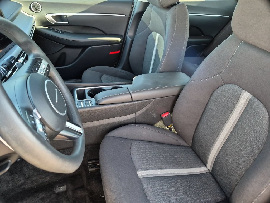 Used 2025 Hyundai Sonata SEL FWD image 24