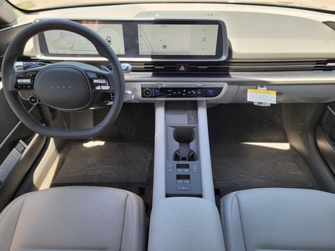 Used 2023 Hyundai Ioniq 6 SEL RWD image 18