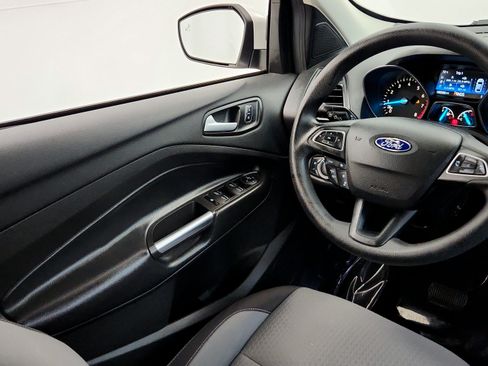Used 2019 Ford Escape SE AWD/4WD image 25