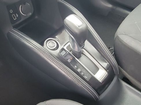 Used 2019 Nissan Kicks S FWD image 15