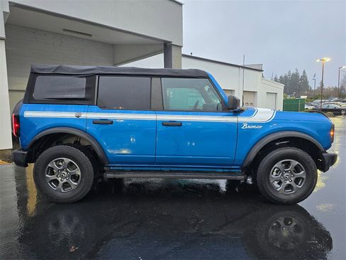 Used 2021 Ford Bronco Big Bend image 3