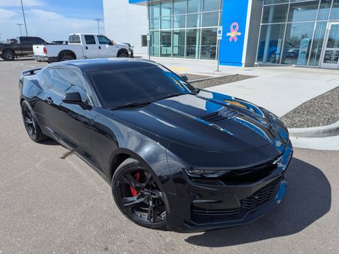 Used 2022 Chevrolet Camaro SS image 4
