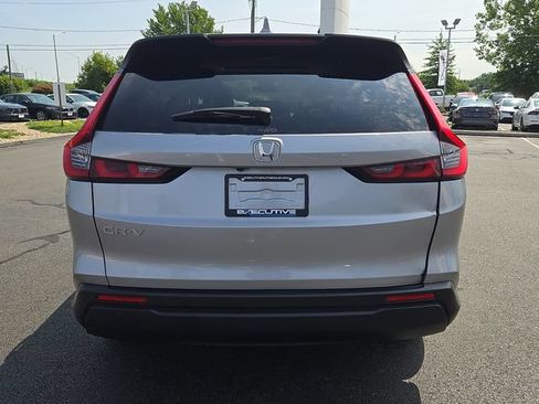 Used 2024 Honda CR-V EX image 5