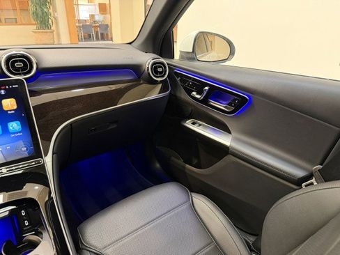 Certified 2025 Mercedes-Benz GLC 300 image 10