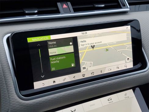 Used 2020 Land Rover Range Rover Velar S image 22