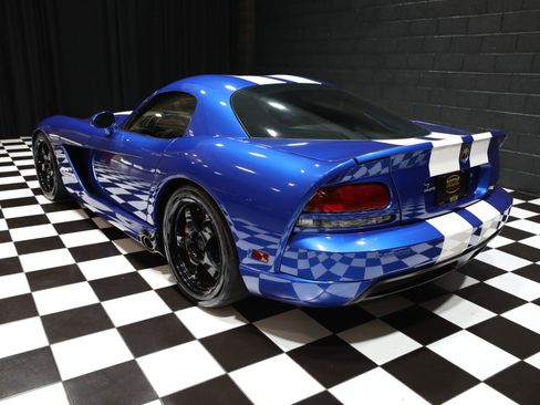 Used 2006 Dodge Viper SRT-10 w/ First Edition Group RWD image 28
